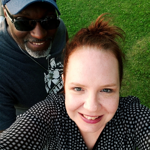 Meet your Posher, Kim - Picture 2 of 2